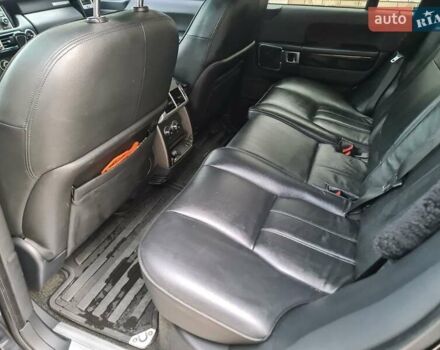 Черный Ленд Ровер Рендж Ровер, объемом двигателя 5 л и пробегом 137 тыс. км за 18000 $, фото 25 на Automoto.ua