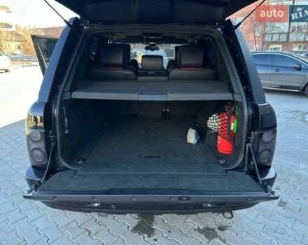 Чорний Ленд Ровер Рендж Ровер, об'ємом двигуна 5 л та пробігом 372 тис. км за 12500 $, фото 38 на Automoto.ua