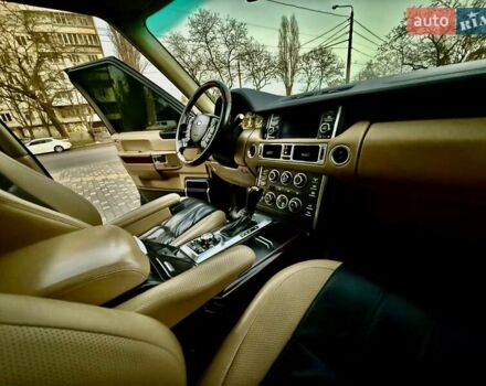 Черный Ленд Ровер Рендж Ровер, объемом двигателя 5 л и пробегом 265 тыс. км за 17999 $, фото 48 на Automoto.ua