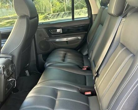 Черный Ленд Ровер Рендж Ровер, объемом двигателя 5 л и пробегом 118 тыс. км за 21000 $, фото 11 на Automoto.ua