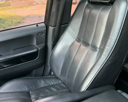 Чорний Ленд Ровер Рендж Ровер, об'ємом двигуна 4.37 л та пробігом 227 тис. км за 16900 $, фото 27 на Automoto.ua