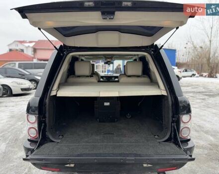 Чорний Ленд Ровер Рендж Ровер, об'ємом двигуна 5 л та пробігом 163 тис. км за 11990 $, фото 34 на Automoto.ua