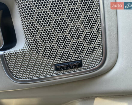 Чорний Ленд Ровер Рендж Ровер, об'ємом двигуна 5 л та пробігом 258 тис. км за 17000 $, фото 11 на Automoto.ua