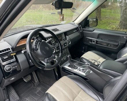 Черный Ленд Ровер Рендж Ровер, объемом двигателя 5 л и пробегом 218 тыс. км за 14999 $, фото 13 на Automoto.ua