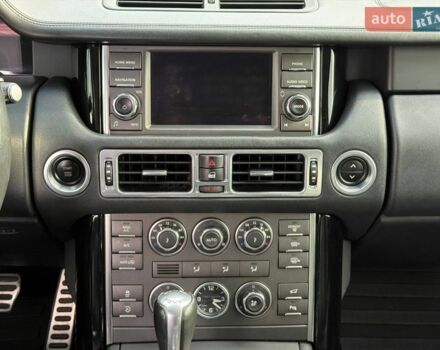 Чорний Ленд Ровер Рендж Ровер, об'ємом двигуна 5 л та пробігом 276 тис. км за 15000 $, фото 2 на Automoto.ua