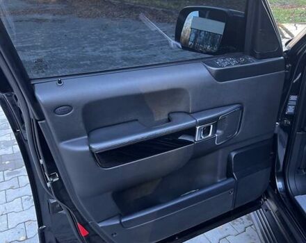 Черный Ленд Ровер Рендж Ровер, объемом двигателя 5 л и пробегом 267 тыс. км за 13000 $, фото 17 на Automoto.ua