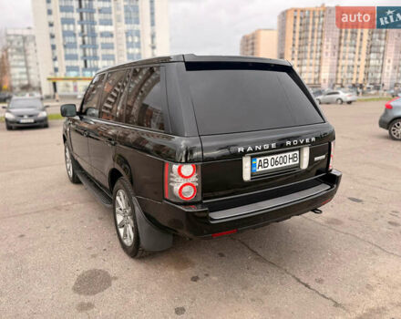 Чорний Ленд Ровер Рендж Ровер, об'ємом двигуна 4.37 л та пробігом 240 тис. км за 21000 $, фото 3 на Automoto.ua