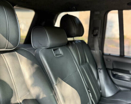 Чорний Ленд Ровер Рендж Ровер, об'ємом двигуна 4.37 л та пробігом 227 тис. км за 16900 $, фото 14 на Automoto.ua