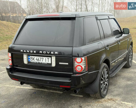 Черный Ленд Ровер Рендж Ровер, объемом двигателя 5 л и пробегом 195 тыс. км за 16000 $, фото 47 на Automoto.ua