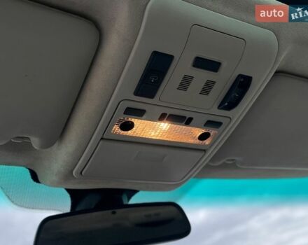 Чорний Ленд Ровер Рендж Ровер, об'ємом двигуна 5 л та пробігом 129 тис. км за 24999 $, фото 17 на Automoto.ua