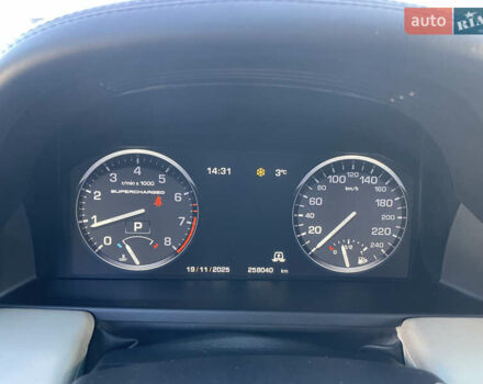 Чорний Ленд Ровер Рендж Ровер, об'ємом двигуна 5 л та пробігом 258 тис. км за 17000 $, фото 15 на Automoto.ua