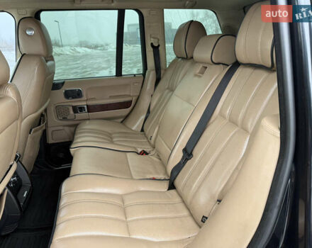 Чорний Ленд Ровер Рендж Ровер, об'ємом двигуна 4.37 л та пробігом 390 тис. км за 20500 $, фото 11 на Automoto.ua