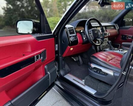 Чорний Ленд Ровер Рендж Ровер, об'ємом двигуна 5 л та пробігом 232 тис. км за 22000 $, фото 11 на Automoto.ua