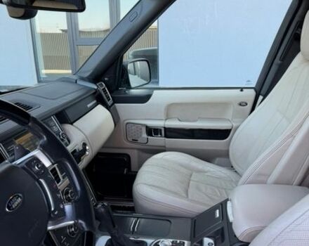 Чорний Ленд Ровер Рендж Ровер, об'ємом двигуна 5 л та пробігом 181 тис. км за 17999 $, фото 37 на Automoto.ua