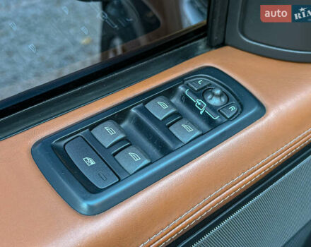 Чорний Ленд Ровер Рендж Ровер, об'ємом двигуна 2.99 л та пробігом 241 тис. км за 20500 $, фото 62 на Automoto.ua