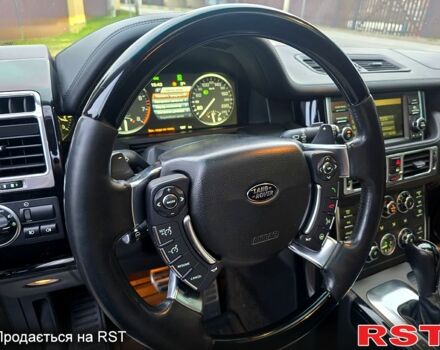 Черный Ленд Ровер Рендж Ровер, объемом двигателя 5 л и пробегом 199 тыс. км за 17000 $, фото 6 на Automoto.ua