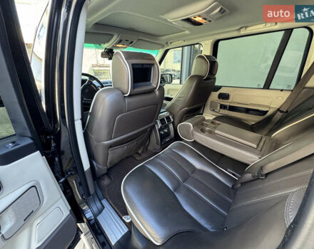 Черный Ленд Ровер Рендж Ровер, объемом двигателя 5 л и пробегом 225 тыс. км за 13500 $, фото 8 на Automoto.ua