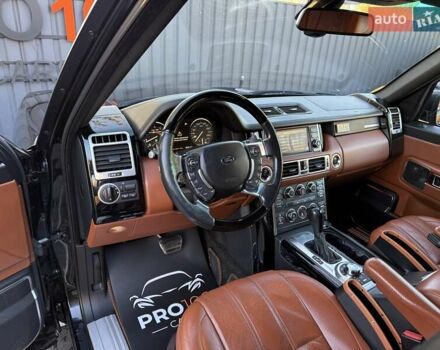 Черный Ленд Ровер Рендж Ровер, объемом двигателя 5 л и пробегом 230 тыс. км за 17900 $, фото 14 на Automoto.ua