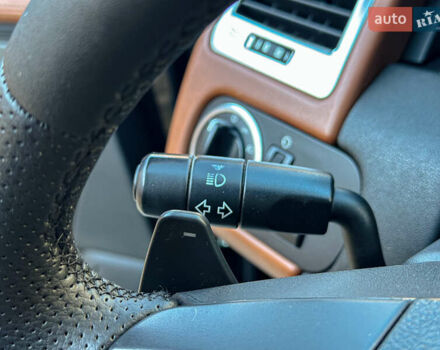 Чорний Ленд Ровер Рендж Ровер, об'ємом двигуна 2.99 л та пробігом 241 тис. км за 20500 $, фото 78 на Automoto.ua