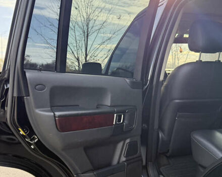 Чорний Ленд Ровер Рендж Ровер, об'ємом двигуна 4.37 л та пробігом 300 тис. км за 18999 $, фото 12 на Automoto.ua