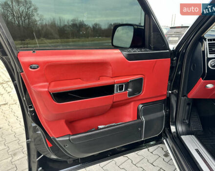 Чорний Ленд Ровер Рендж Ровер, об'ємом двигуна 4.4 л та пробігом 235 тис. км за 22999 $, фото 18 на Automoto.ua