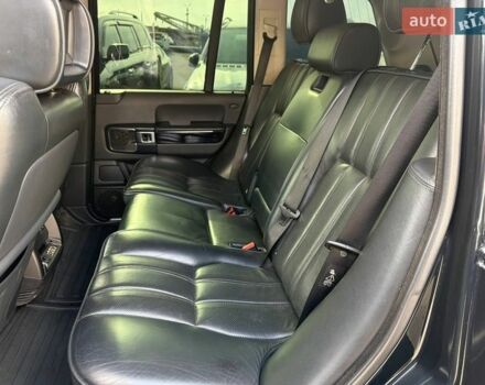 Чорний Ленд Ровер Рендж Ровер, об'ємом двигуна 5 л та пробігом 276 тис. км за 15000 $, фото 5 на Automoto.ua