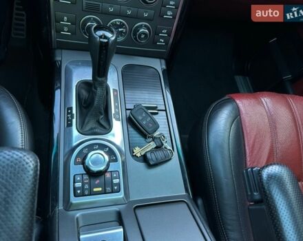 Чорний Ленд Ровер Рендж Ровер, об'ємом двигуна 5 л та пробігом 372 тис. км за 12500 $, фото 48 на Automoto.ua