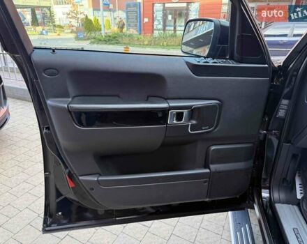 Черный Ленд Ровер Рендж Ровер, объемом двигателя 5 л и пробегом 179 тыс. км за 22900 $, фото 11 на Automoto.ua