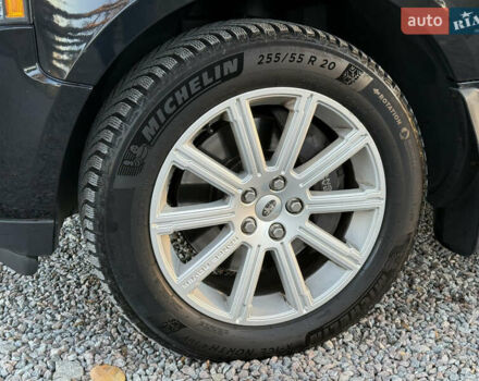 Чорний Ленд Ровер Рендж Ровер, об'ємом двигуна 4.39 л та пробігом 186 тис. км за 19600 $, фото 5 на Automoto.ua