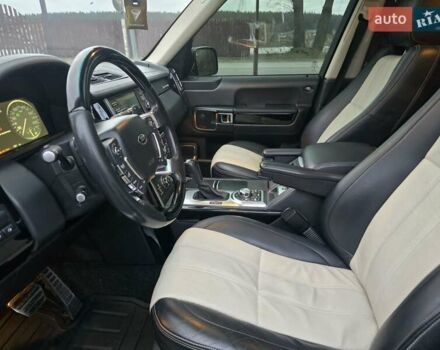 Черный Ленд Ровер Рендж Ровер, объемом двигателя 5 л и пробегом 199 тыс. км за 17000 $, фото 42 на Automoto.ua