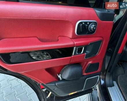 Чорний Ленд Ровер Рендж Ровер, об'ємом двигуна 5 л та пробігом 372 тис. км за 12500 $, фото 32 на Automoto.ua