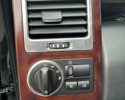 Черный Ленд Ровер Рендж Ровер, объемом двигателя 4.37 л и пробегом 270 тыс. км за 19500 $, фото 24 на Automoto.ua