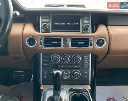 Чорний Ленд Ровер Рендж Ровер, об'ємом двигуна 5 л та пробігом 231 тис. км за 19999 $, фото 18 на Automoto.ua