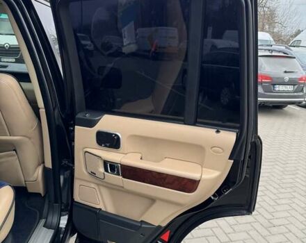 Чорний Ленд Ровер Рендж Ровер, об'ємом двигуна 4.37 л та пробігом 235 тис. км за 19500 $, фото 15 на Automoto.ua