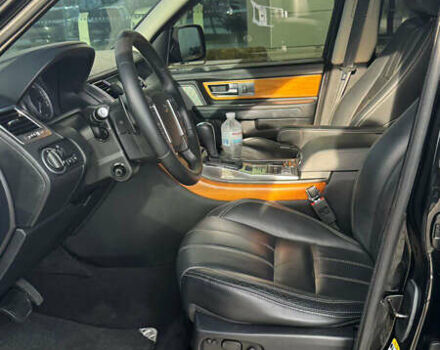 Чорний Ленд Ровер Рендж Ровер, об'ємом двигуна 5 л та пробігом 108 тис. км за 23500 $, фото 15 на Automoto.ua