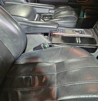 Черный Ленд Ровер Рендж Ровер, объемом двигателя 4.37 л и пробегом 282 тыс. км за 21777 $, фото 19 на Automoto.ua