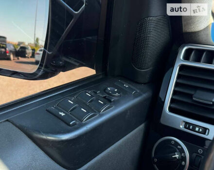 Ленд Ровер Рендж Ровер 2012 в Кривом Роге на Automoto.ua Черный Ленд Ровер Рендж Ровер, объемом двигателя 4.37 л и пробегом 273 тыс. км за 22500 $, фото 15 на Automoto.ua