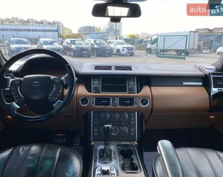 Чорний Ленд Ровер Рендж Ровер, об'ємом двигуна 5 л та пробігом 231 тис. км за 19999 $, фото 17 на Automoto.ua