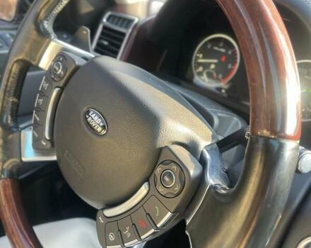 Чорний Ленд Ровер Рендж Ровер, об'ємом двигуна 4.37 л та пробігом 184 тис. км за 21000 $, фото 9 на Automoto.ua