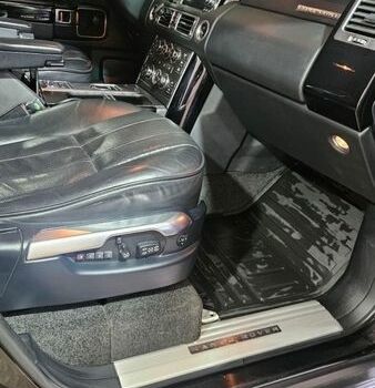 Черный Ленд Ровер Рендж Ровер, объемом двигателя 4.37 л и пробегом 282 тыс. км за 21777 $, фото 20 на Automoto.ua