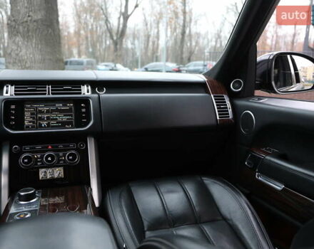 Чорний Ленд Ровер Рендж Ровер, об'ємом двигуна 5 л та пробігом 126 тис. км за 40000 $, фото 16 на Automoto.ua