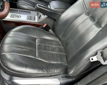 Черный Ленд Ровер Рендж Ровер, объемом двигателя 4.37 л и пробегом 270 тыс. км за 19500 $, фото 23 на Automoto.ua