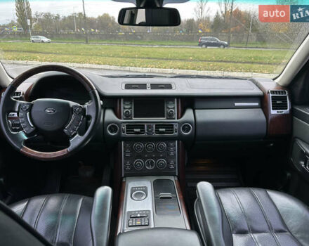 Черный Ленд Ровер Рендж Ровер, объемом двигателя 4.37 л и пробегом 270 тыс. км за 19500 $, фото 18 на Automoto.ua