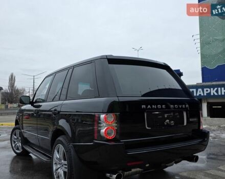 Чорний Ленд Ровер Рендж Ровер, об'ємом двигуна 5 л та пробігом 190 тис. км за 18000 $, фото 2 на Automoto.ua
