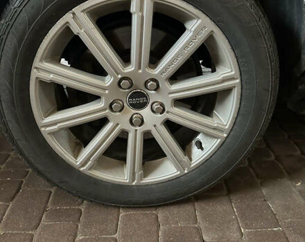 Черный Ленд Ровер Рендж Ровер, объемом двигателя 5 л и пробегом 237 тыс. км за 17700 $, фото 4 на Automoto.ua