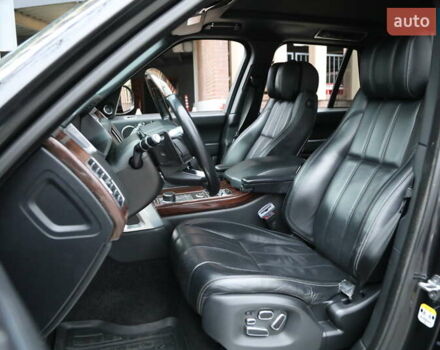 Чорний Ленд Ровер Рендж Ровер, об'ємом двигуна 5 л та пробігом 126 тис. км за 40000 $, фото 11 на Automoto.ua