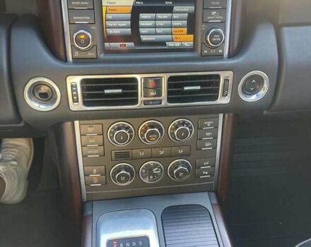 Чорний Ленд Ровер Рендж Ровер, об'ємом двигуна 4.37 л та пробігом 184 тис. км за 21000 $, фото 6 на Automoto.ua