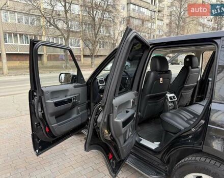 Черный Ленд Ровер Рендж Ровер, объемом двигателя 5 л и пробегом 220 тыс. км за 12999 $, фото 34 на Automoto.ua