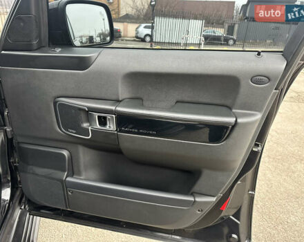 Чорний Ленд Ровер Рендж Ровер, об'ємом двигуна 4.37 л та пробігом 150 тис. км за 26000 $, фото 36 на Automoto.ua