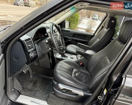 Черный Ленд Ровер Рендж Ровер, объемом двигателя 5 л и пробегом 220 тыс. км за 12999 $, фото 52 на Automoto.ua